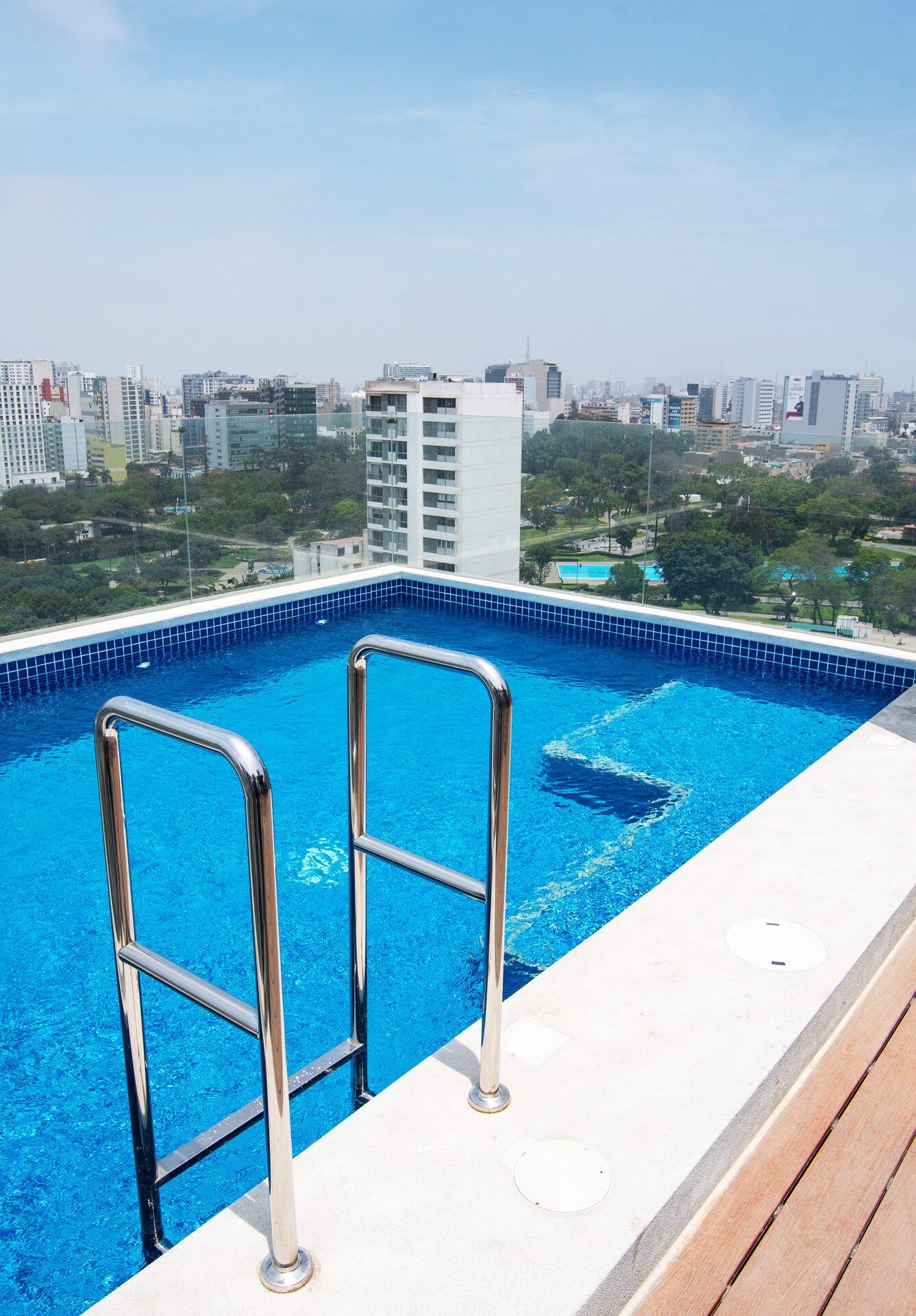 Vive la combinación ideal de ubicación y bienestar: un edificio exclusivo con rápido acceso a las avenidas — 2